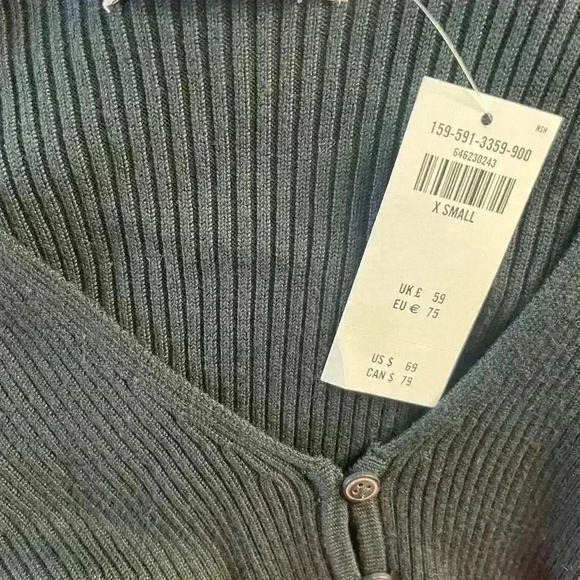 Abercrombie & Fitch Long Sleeve Knit Ribbed
Button Down Bodycon Dress Size XS - Picture 6 of 11